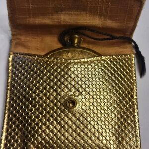 Fifth Ave ZELL Compact AND Original Gold Tone Case, Stamped USA,VTG PRETTY!